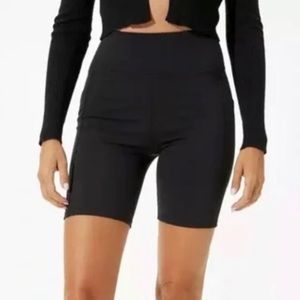 American Eagle bike shorts